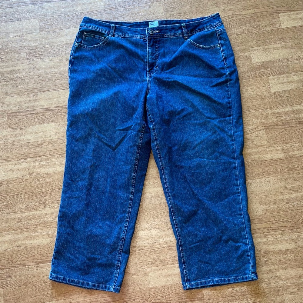 JMS capris